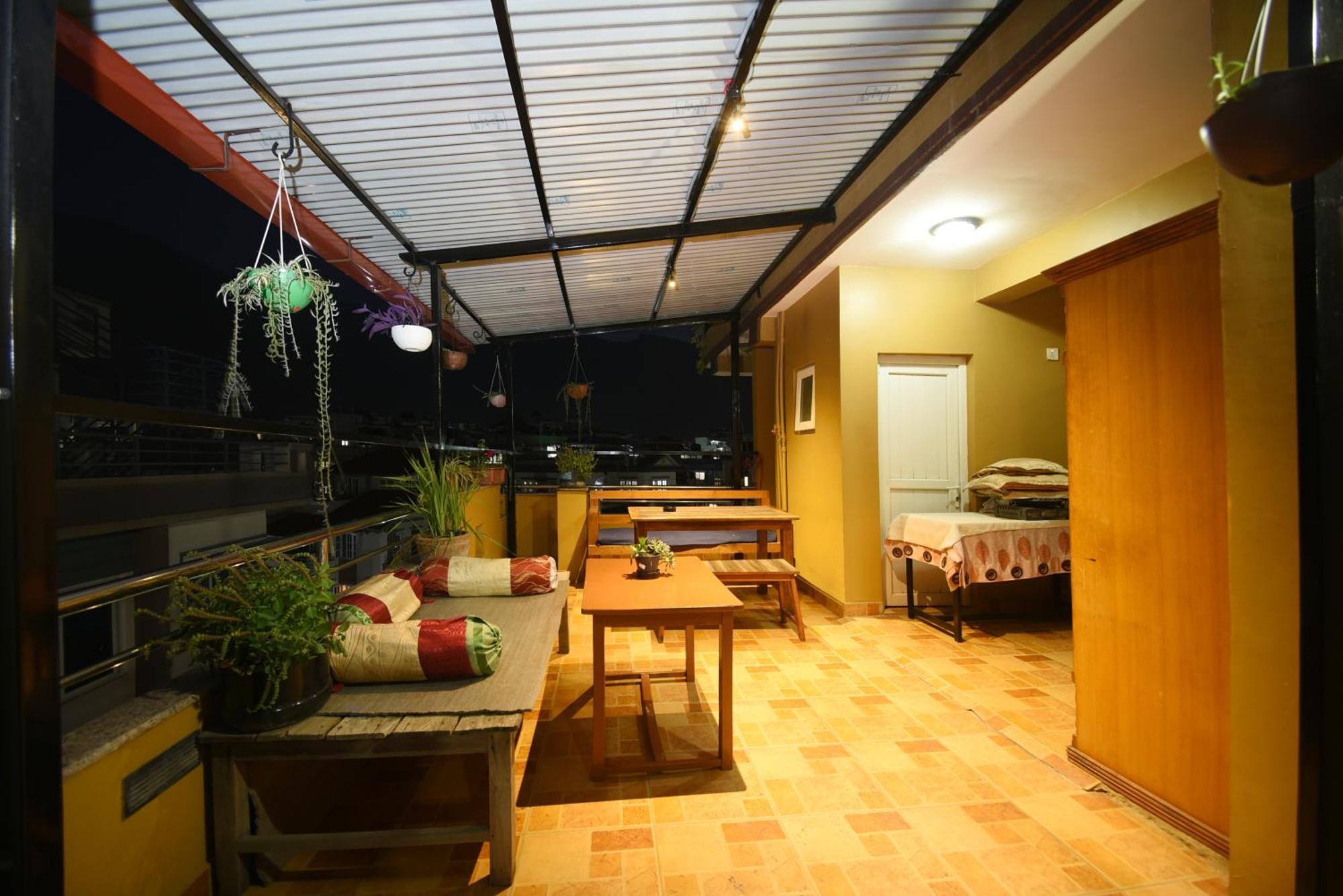 Mums Homestay & Studio Apartments Katmandú Exterior foto